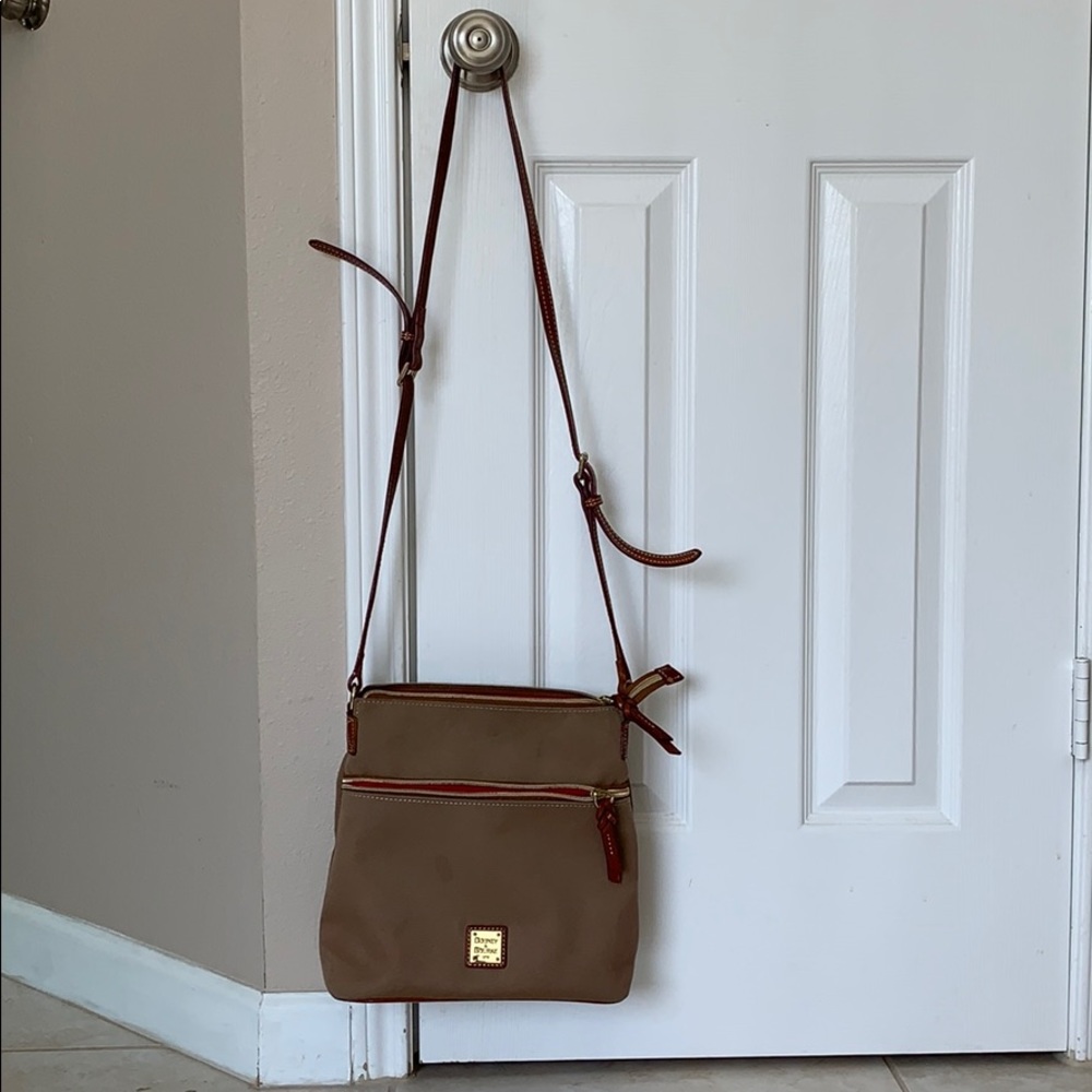 Dooney & Bourke Sholder bag